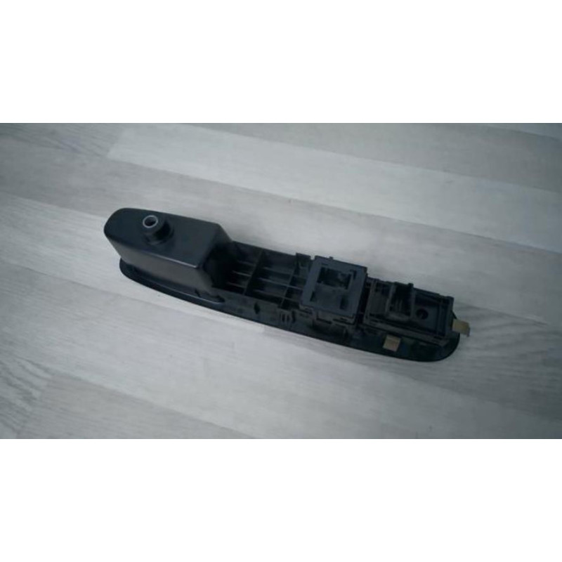Interrupteur de leve vitre avant gauche FIAT PUNTO EVO 3 d’occasion