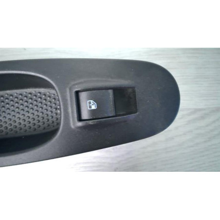 Interrupteur de leve vitre avant droit FIAT PUNTO EVO 3 d’occasion