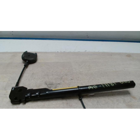 Attache ceinture avant gauche RENAULT CLIO 3 PHASE 1 d’occasion