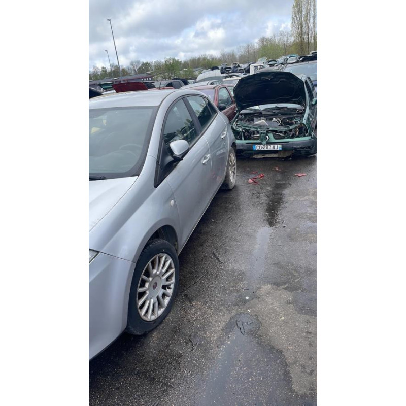 Autoradio d'origine FIAT BRAVO 2 d’occasion