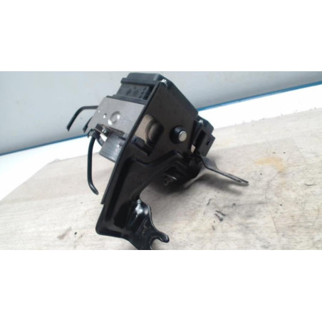 Bloc ABS (freins anti-blocage) RENAULT CLIO 3 PHASE 1 d’occasion