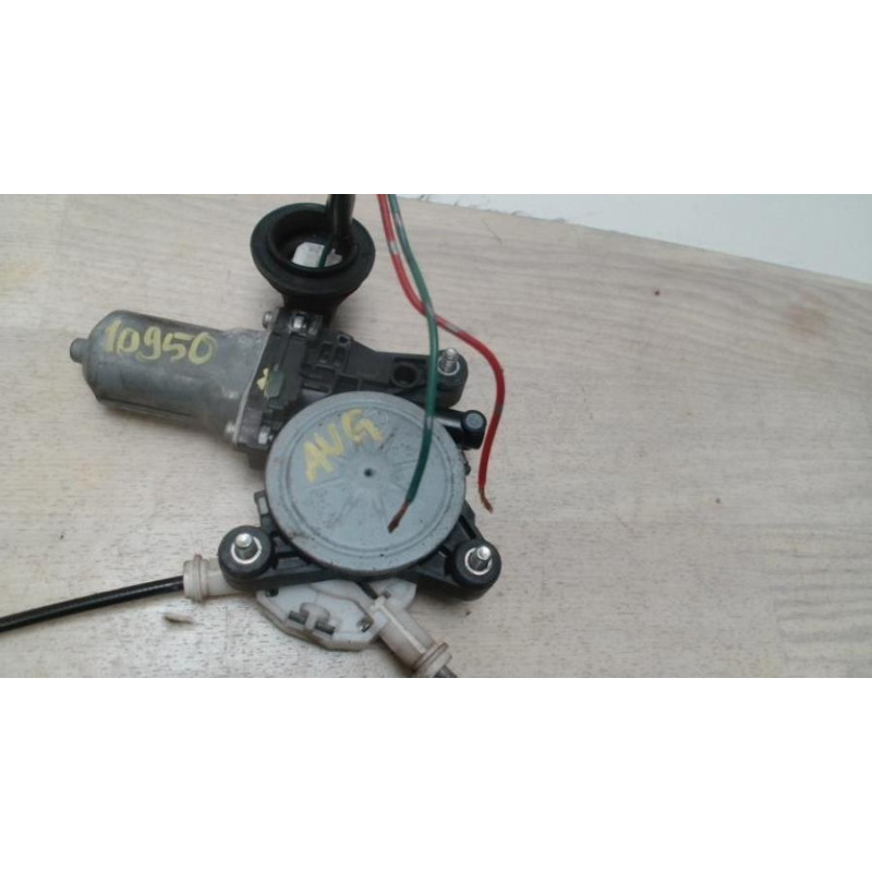 Leve vitre electrique avant gauche SUZUKI SWIFT 4 d’occasion