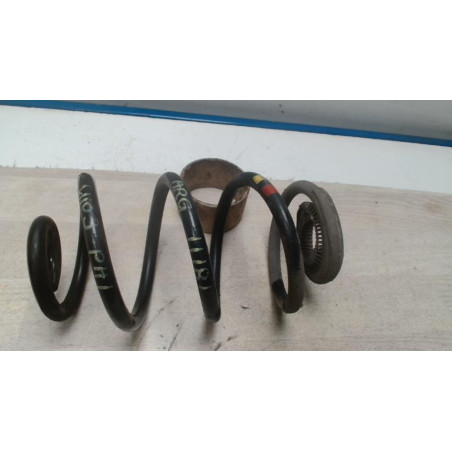 Ressort de suspension arriere gauche RENAULT CLIO 3 PHASE 1 d’occasion