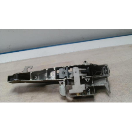 Poignee porte arriere gauche PEUGEOT 407 PHASE 1 d’occasion