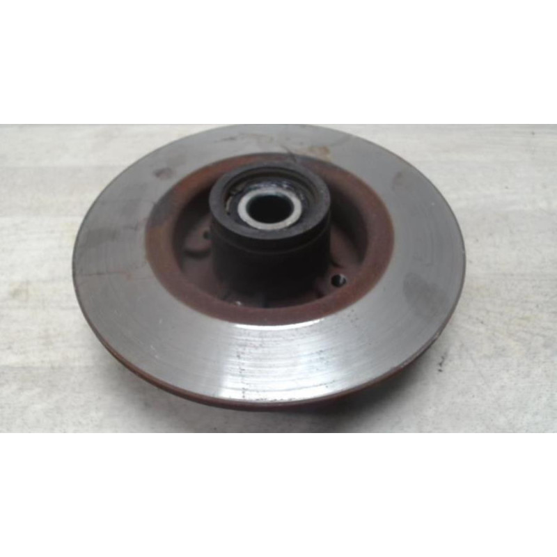 Disque arriere droit (freinage) RENAULT CLIO 3 PHASE 1 d’occasion