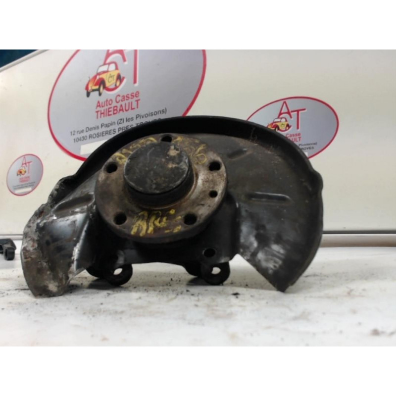 Fusee arriere gauche ALFA ROMEO 156 PHASE 1 d’occasion