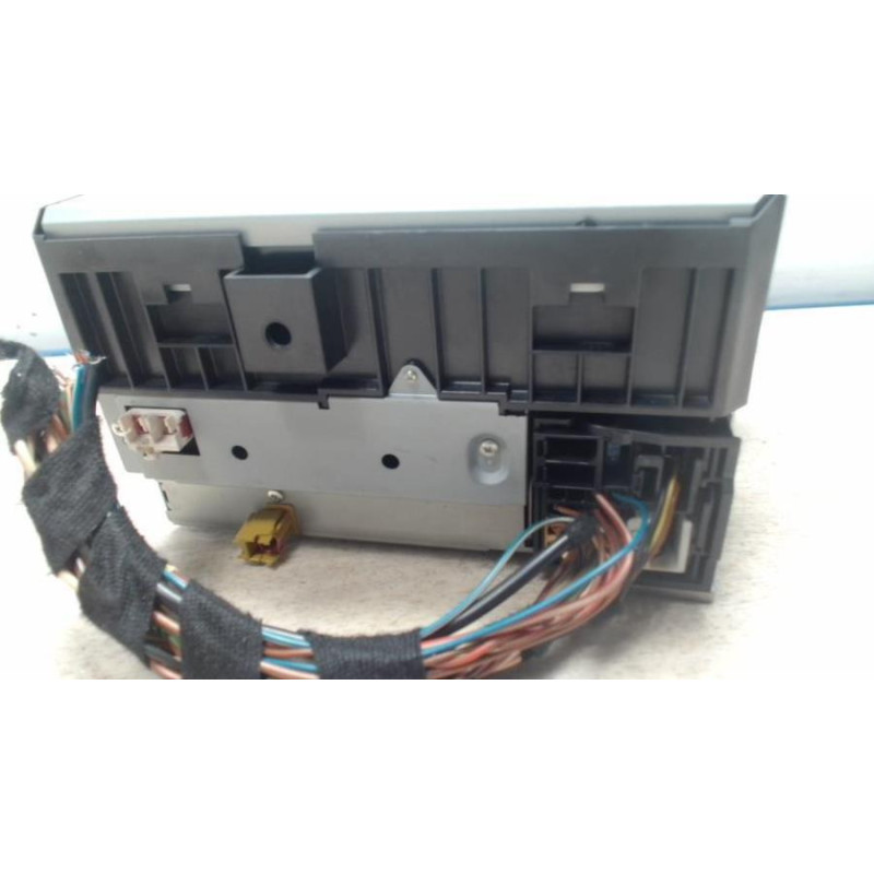 Autoradio d'origine MERCEDES CLASSE B 245 PHASE 2 d’occasion