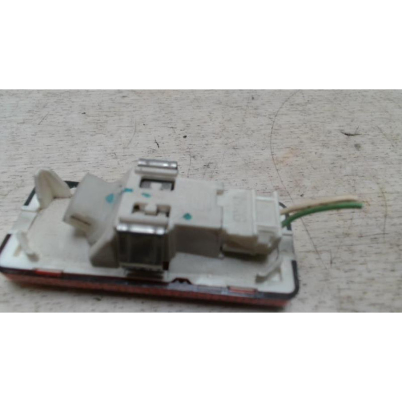 Lumiere porte arriere droit MERCEDES CLASSE B 245 PHASE 2 d’occasion