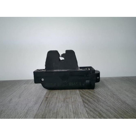 Serrure de hayon PEUGEOT 307 PHASE 1 BREAK d’occasion