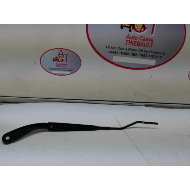 Bras essuie glace avant gauche RENAULT  d’occasion