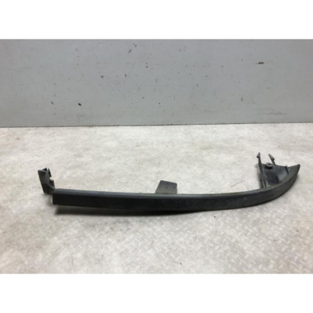 Enjoliveur moustache optique avant gauche RENAULT CLIO 1 PHASE 1 d’occasion