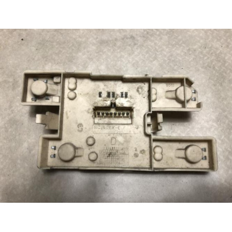 Platine feu arriere droit RENAULT CLIO 1 PHASE 1 d’occasion
