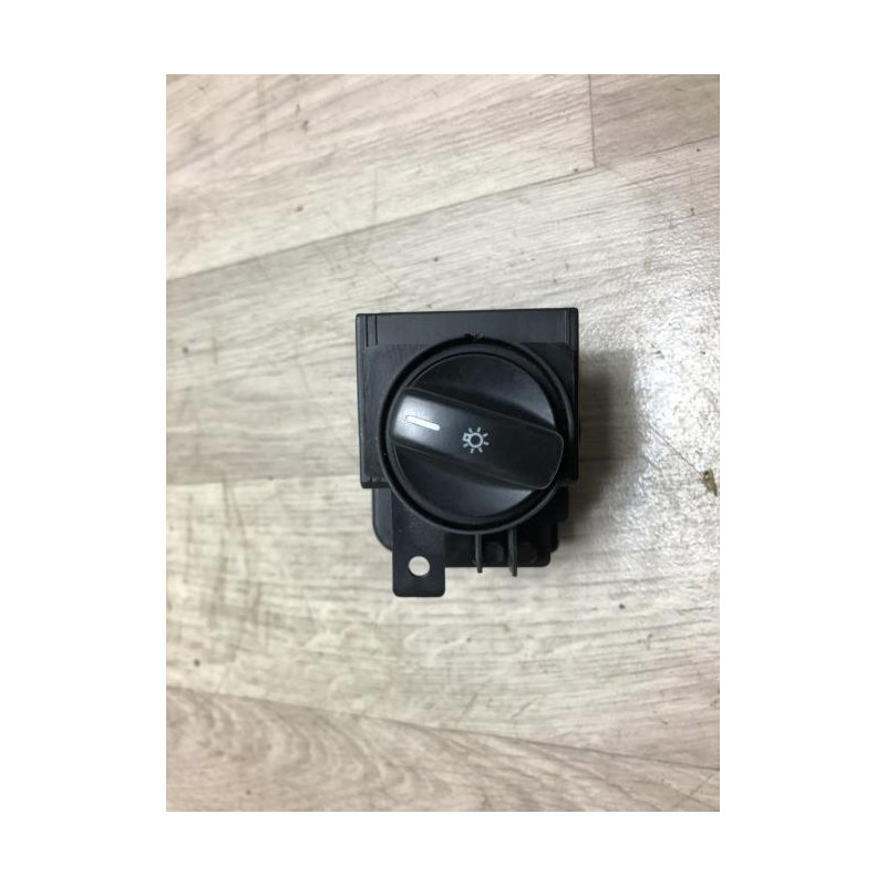 Commande de phare MERCEDES CLASSE B 245 PHASE 2 d’occasion