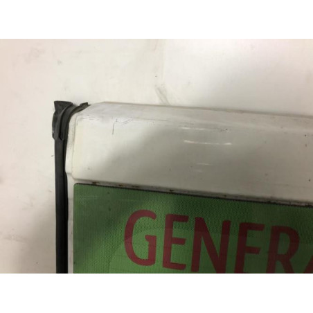 Porte de coffre droit RENAULT TRAFIC 2 PHASE 2 d’occasion