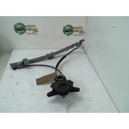 Leve vitre mecanique arriere gauche PEUGEOT 106 PHASE 2 d’occasion