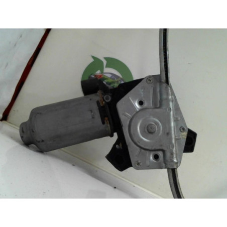 Leve vitre electrique avant droit RENAULT CLIO 1 PHASE 1 d’occasion