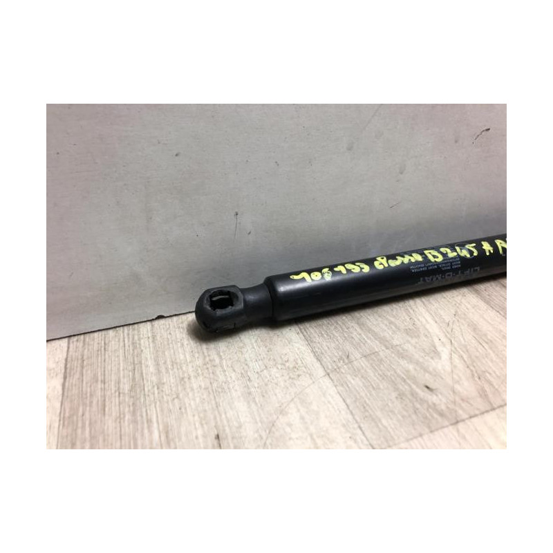 Verin de coffre droit MERCEDES CLASSE B 245 PHASE 2 d’occasion