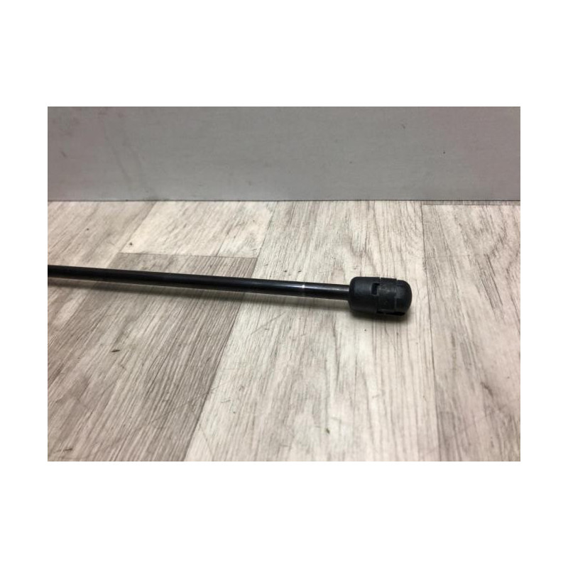 Verin de coffre gauche MERCEDES CLASSE B 245 PHASE 2 d’occasion