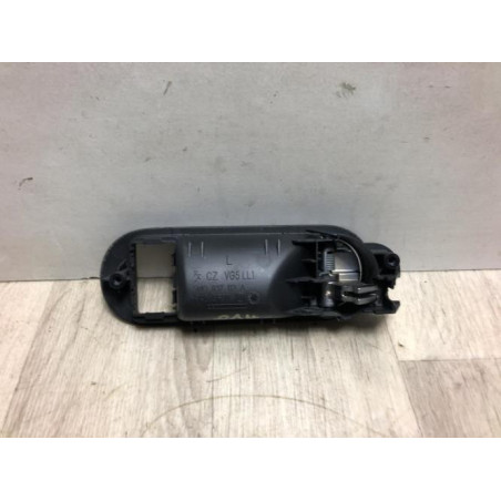 Poignee interieur avant gauche VOLKSWAGEN GOLF PLUS PHASE 1 d’occasion