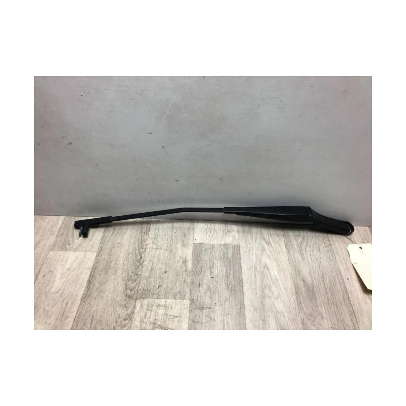 Bras essuie glace avant droit VOLKSWAGEN GOLF PLUS PHASE 1 d’occasion