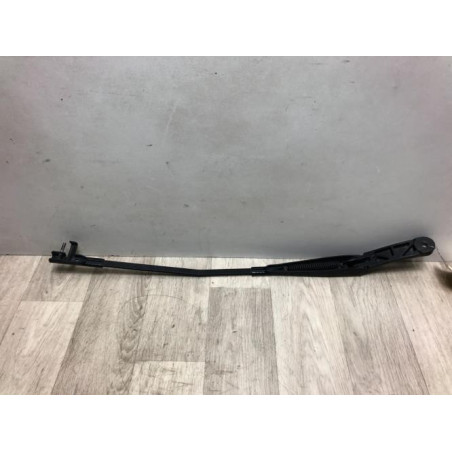 Bras essuie glace avant droit VOLKSWAGEN GOLF PLUS PHASE 1 d’occasion
