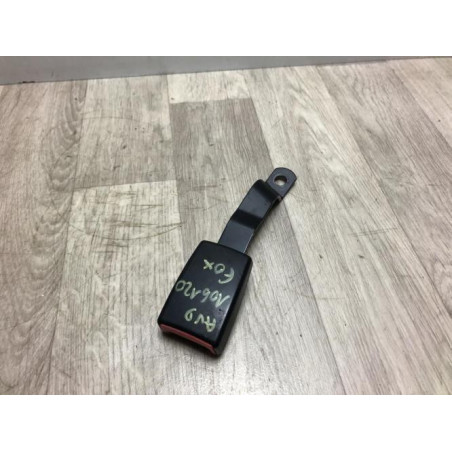 Attache ceinture avant droit VOLKSWAGEN FOX d’occasion