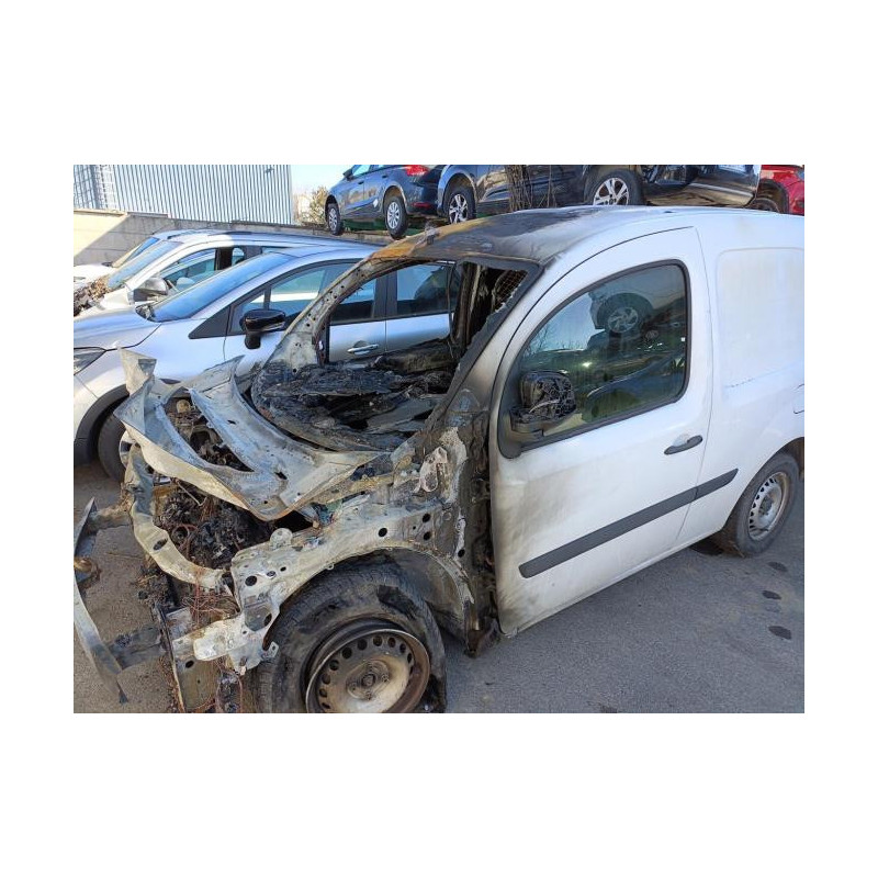 Crosse arriere droit RENAULT KANGOO 2 PHASE 2 d’occasion