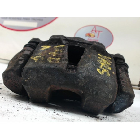 Etrier avant gauche (freinage) TOYOTA YARIS I PHASE 1 d’occasion