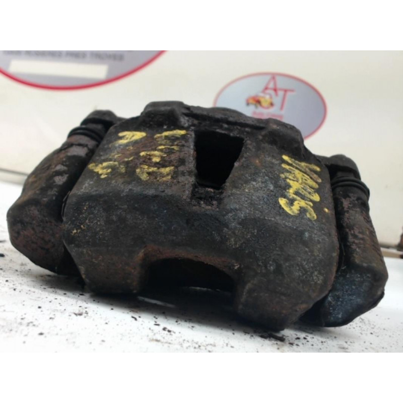 Etrier avant gauche (freinage) TOYOTA YARIS I PHASE 1 d’occasion