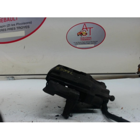 Etrier avant gauche (freinage) TOYOTA YARIS II PHASE 1 d’occasion