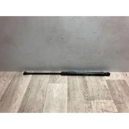 Verin de coffre droit VOLKSWAGEN FOX d’occasion