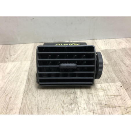 Aerateur tableau de bord avant gauche VOLKSWAGEN FOX d’occasion