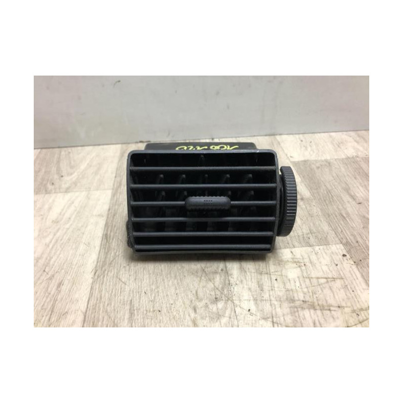 Aerateur tableau de bord avant gauche VOLKSWAGEN FOX d’occasion