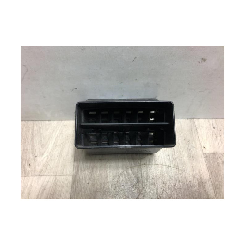 Aerateur tableau de bord avant gauche VOLKSWAGEN FOX d’occasion