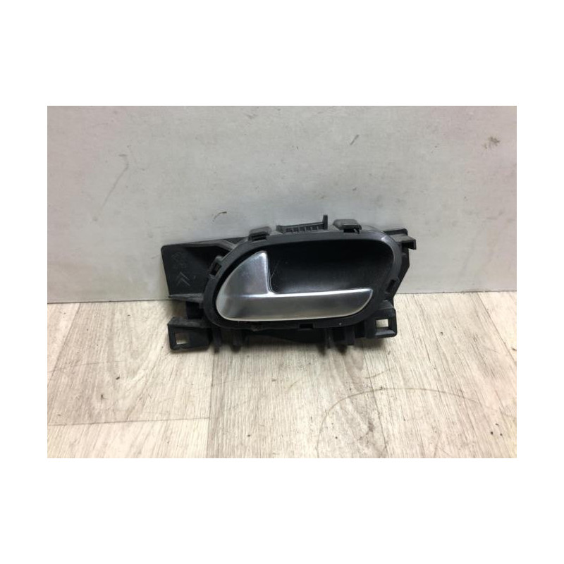 Poignee interieur avant gauche PEUGEOT 208 1 PHASE 1 d’occasion