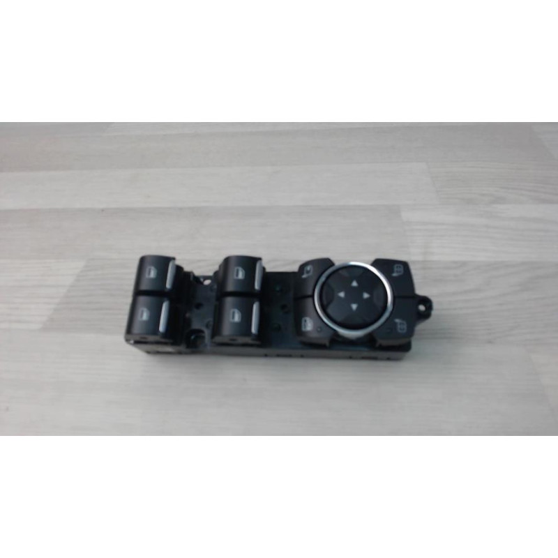 Interrupteur de leve vitre avant gauche FORD ECOSPORT PHASE 3 d’occasion