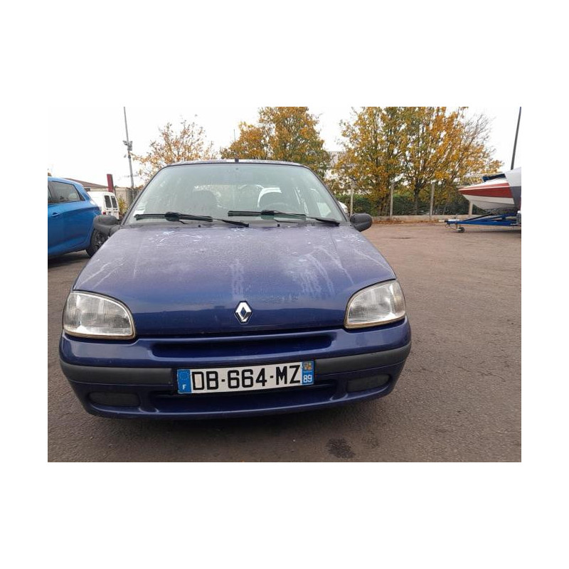 Platine feu arriere droit RENAULT CLIO 1 PHASE 3 d’occasion