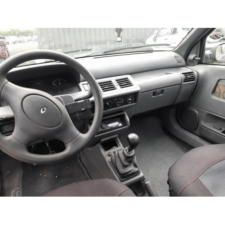 Platine feu arriere droit RENAULT CLIO 1 PHASE 3 d’occasion