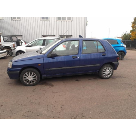 Platine feu arriere gauche RENAULT CLIO 1 PHASE 3 d’occasion