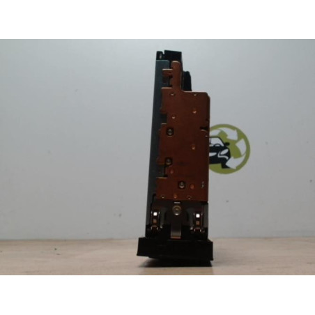 Autoradio d'origine PEUGEOT 1007 d’occasion