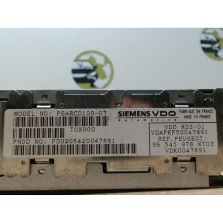 Autoradio d'origine PEUGEOT 1007 d’occasion