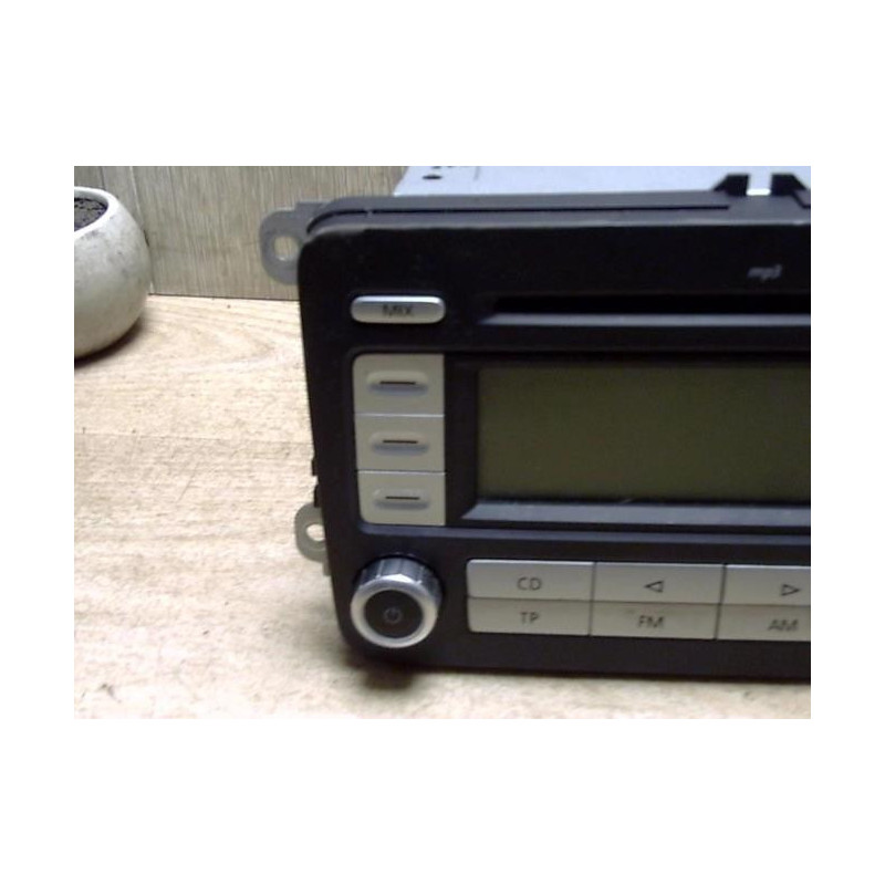 Autoradio d'origine VOLKSWAGEN GOLF 5 d’occasion