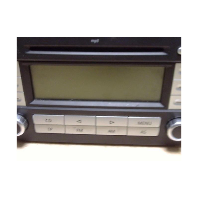 Autoradio d'origine VOLKSWAGEN GOLF 5 d’occasion