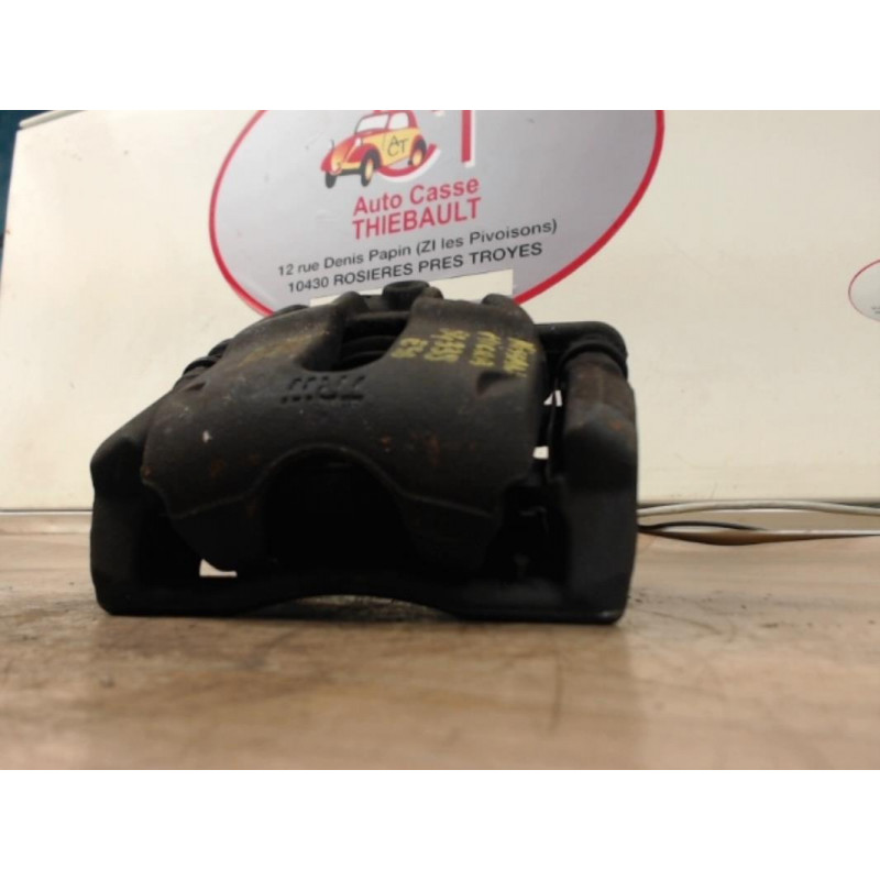 Etrier avant gauche (freinage) NISSAN MICRA PH 3 (K12) d’occasion