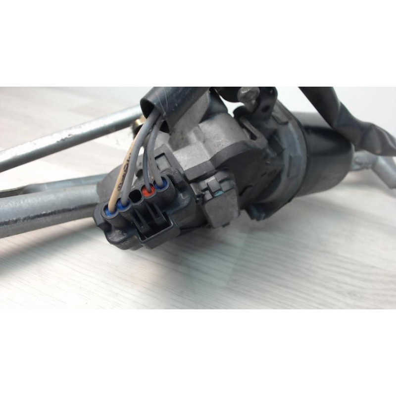 Moteur essuie glace avant droit CITROEN C3 1 PHASE 1 d’occasion