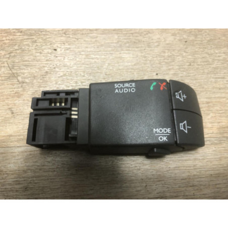 Commande autoradio RENAULT  d’occasion