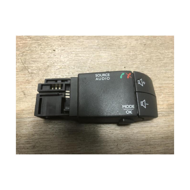 Commande autoradio RENAULT  d’occasion