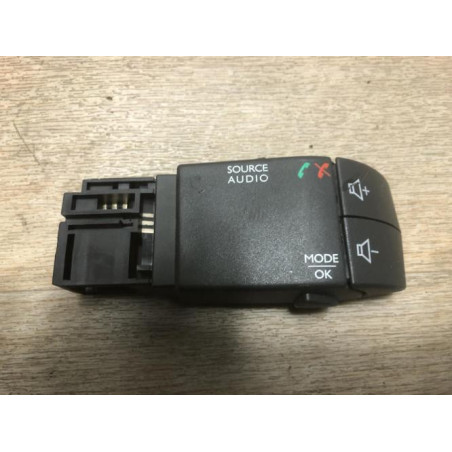 Commande autoradio RENAULT  d’occasion