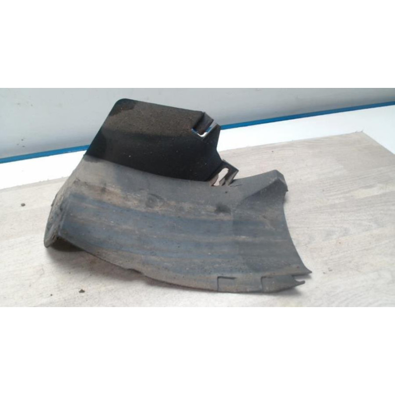 Pare boue arriere gauche RENAULT CLIO 1 PHASE 3 d’occasion