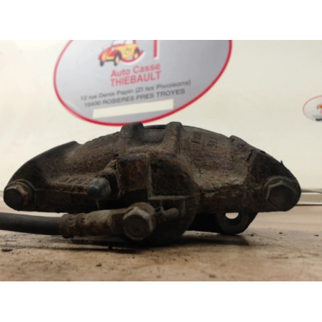 Etrier avant gauche (freinage) TOYOTA YARIS I PHASE 1 d’occasion